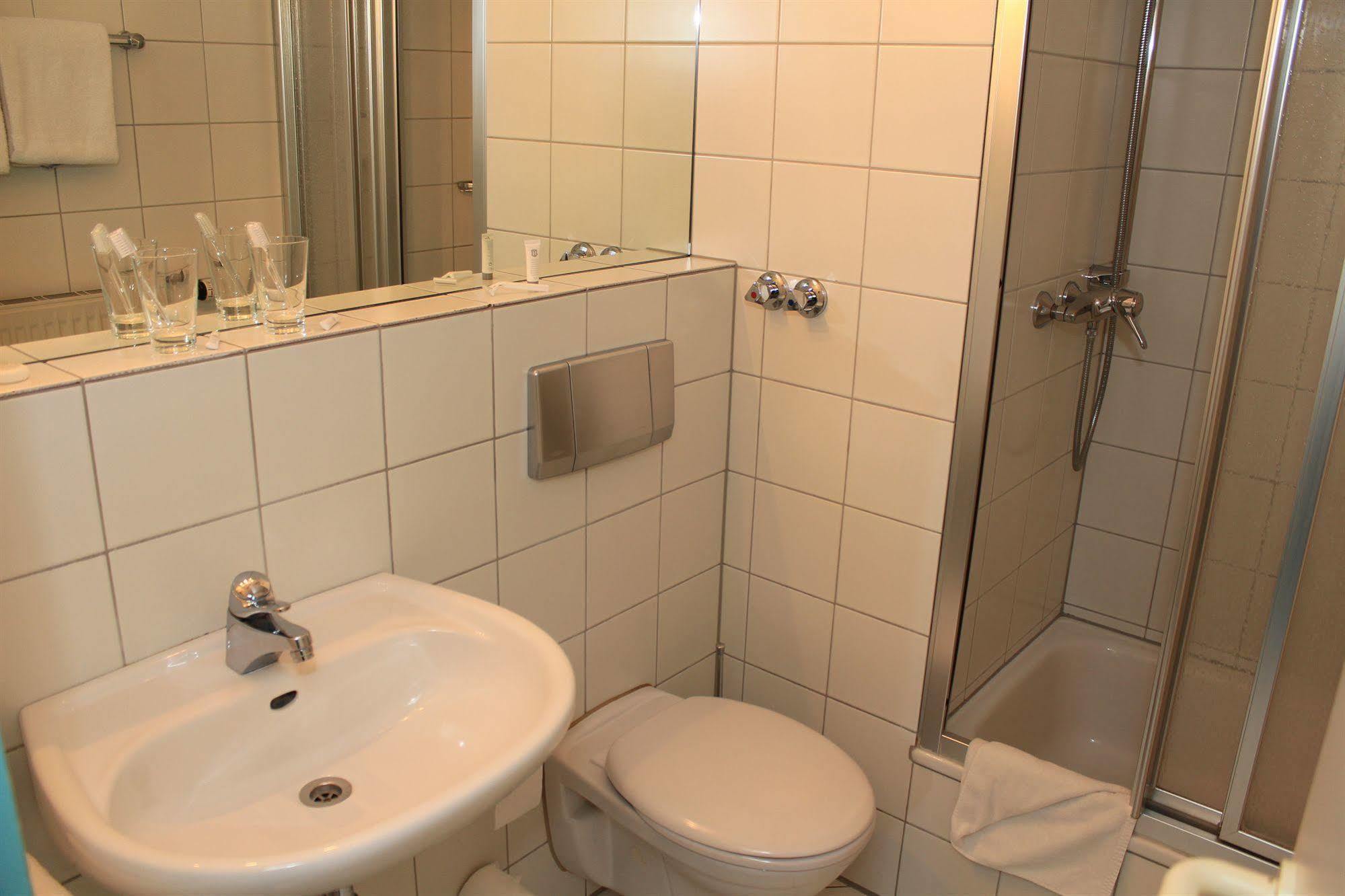 Hotel Ruettenscheider Stern Ессен Екстер'єр фото